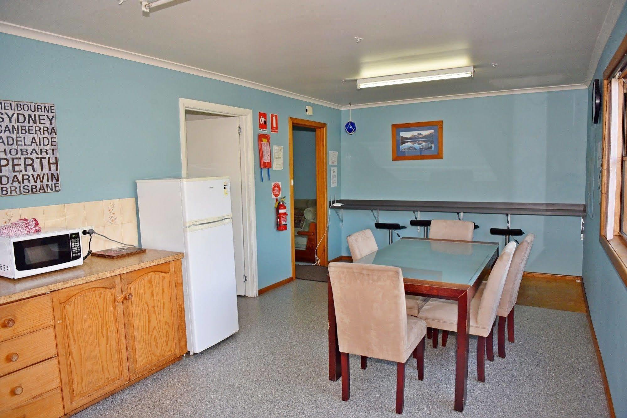 Bicheno Backpackers Hostel Buitenkant foto